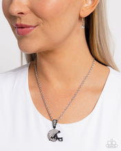 Load image into Gallery viewer, Necklaces Helmet Headline - Black Sports SF111