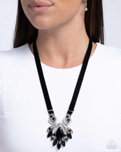 Load image into Gallery viewer, Necklaces Ravishing Ribbon - Black