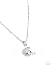 Load image into Gallery viewer, Necklaces Helmet Headline - White SPORTS SF111