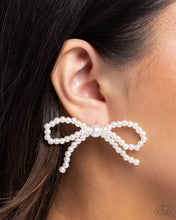 Load image into Gallery viewer, Earrings Better Ballerina - White