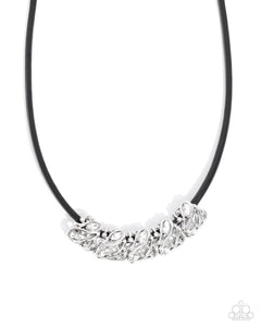 Necklaces Sprig Shimmer - Black N172