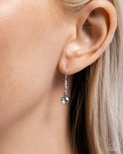 Load image into Gallery viewer, Necklaces Floral Favor - Pink N231