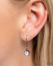 Load image into Gallery viewer, Necklaces Abundantly Abstract - Black N2150