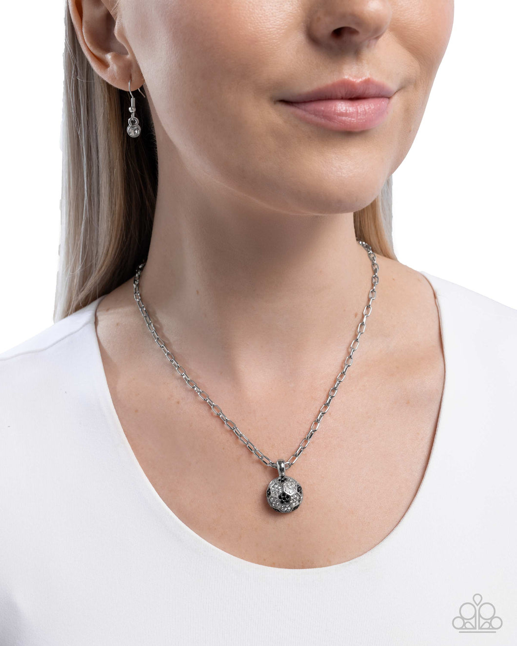 Necklaces Soccer Pitch - Black Sports SF102