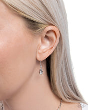 Load image into Gallery viewer, Necklaces Soccer Pitch - Black Sports SF102