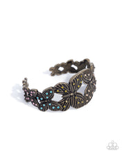 Load image into Gallery viewer, Bracelets Mariposa Makeover - Brass
