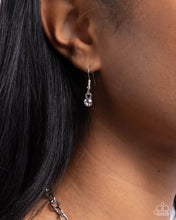 Load image into Gallery viewer, Necklaces Blooming Bravado - Red N165