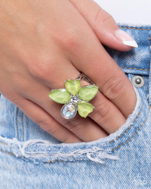 Embrace Fanciful Feature - Green