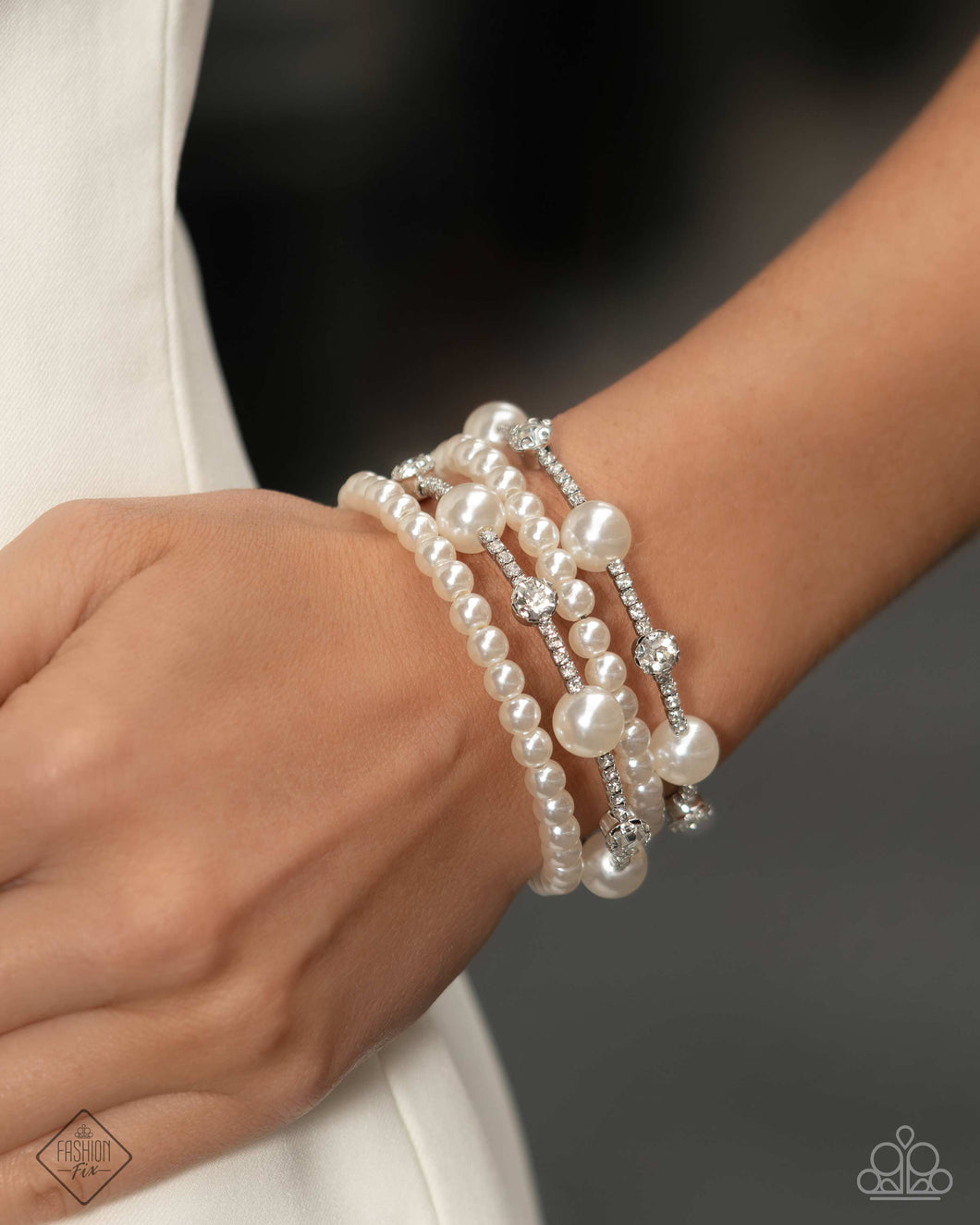 Bracelets Adorably Amiable - White Pearl
