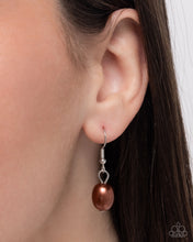 Load image into Gallery viewer, Necklaces Princess Avenue - Brown