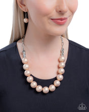 Load image into Gallery viewer, Necklaces Brushed Backdrop - Brown Pearl N2235