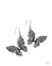 Load image into Gallery viewer, Earrings Fresh Flutter - White Butterfly
