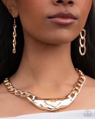 Necklaces Peak of Pizzazz - Gold EMP N206