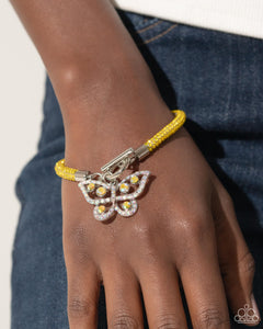 Necklace On SHIMMERING Wings - Yellow SET30
