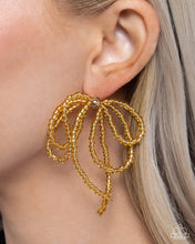 Load image into Gallery viewer, Earrings Sophisticated Sprinkle - Gold  E585
