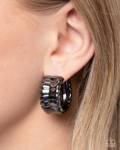 Earrings Seamless Sass Black MINI Hinge S146