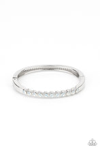 Load image into Gallery viewer, Bracelets Mystical Masterpiece - White B2231