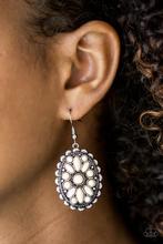 Earrings Prairie Poppy - White E197 Final
