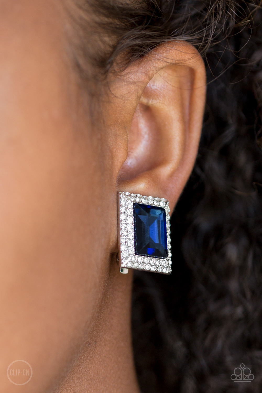 Earrings Crowned Couture - Blue Clip-On Z2