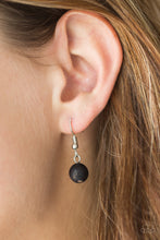 Load image into Gallery viewer, Necklace Rural Rustler - Black N2336