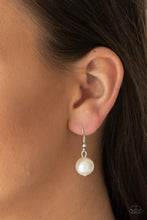 Load image into Gallery viewer, Necklaces The More The Modest - White N2424