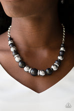 Load image into Gallery viewer, Necklace The Ruling Class - Black N221
