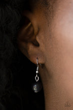 Load image into Gallery viewer, Necklace The Ruling Class - Black N221