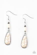 Load image into Gallery viewer, Earrings Courageously Canyon - White E201