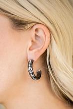 Load image into Gallery viewer, Earrings 5th Avenue Fashionista - Black E2049