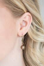 Load image into Gallery viewer, Necklace Catwalk Champ - Brass N26