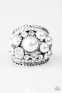 Embrace Money On My Mind - White TRAY9 E94
