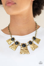 Load image into Gallery viewer, Necklace Cougar - Brass N027