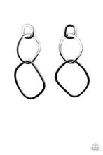 Load image into Gallery viewer, Earrings Twisted Trio - Black E2031