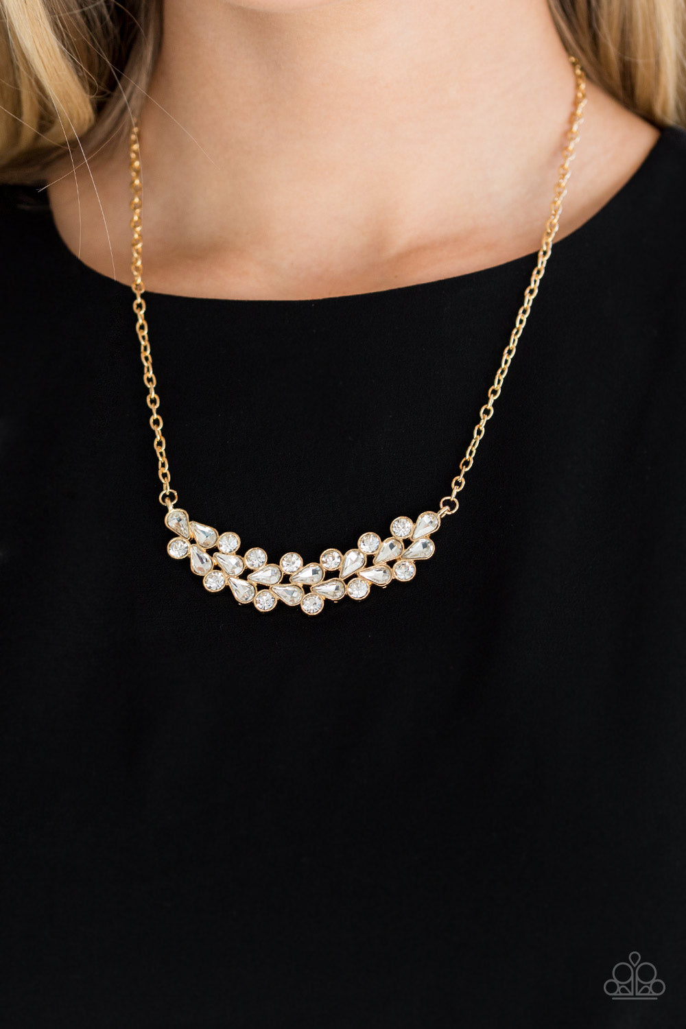 Necklace Special Treatment - Gold N372