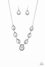 Load image into Gallery viewer, Necklace Socialite Social - White N390