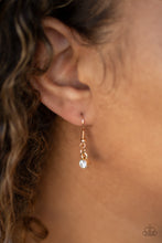 Load image into Gallery viewer, Necklaces Love Worlds Best Mom - Gold MDAY S156