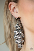 Load image into Gallery viewer, Earrings Star Spangled Shine - Silver E542
