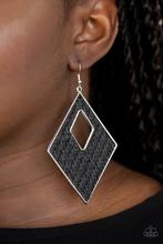 Earrings Woven Wanderer - Black E2107