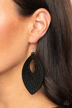 Load image into Gallery viewer, Earrings One Beach At A Time - Black E2116