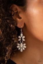 Load image into Gallery viewer, Earrings Cactus Cruise - White E196