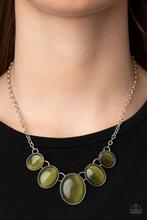 Necklace One Can Only GLEAM - Green N326