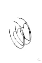 Load image into Gallery viewer, Earrings LOVE AT FIRST BRIGHT - BLACK GUNMETAL HEART HOOP E2209 Final