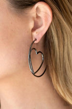 Load image into Gallery viewer, Earrings LOVE AT FIRST BRIGHT - BLACK GUNMETAL HEART HOOP E2209 Final