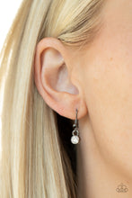 Load image into Gallery viewer, Necklace Extra Enticing - Black N358