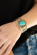 Load image into Gallery viewer, Bracelets The MESAS are Calling - Brass B2188