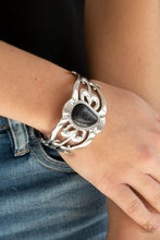Load image into Gallery viewer, BRACELETS The  MESAS are Calling - Black B2208