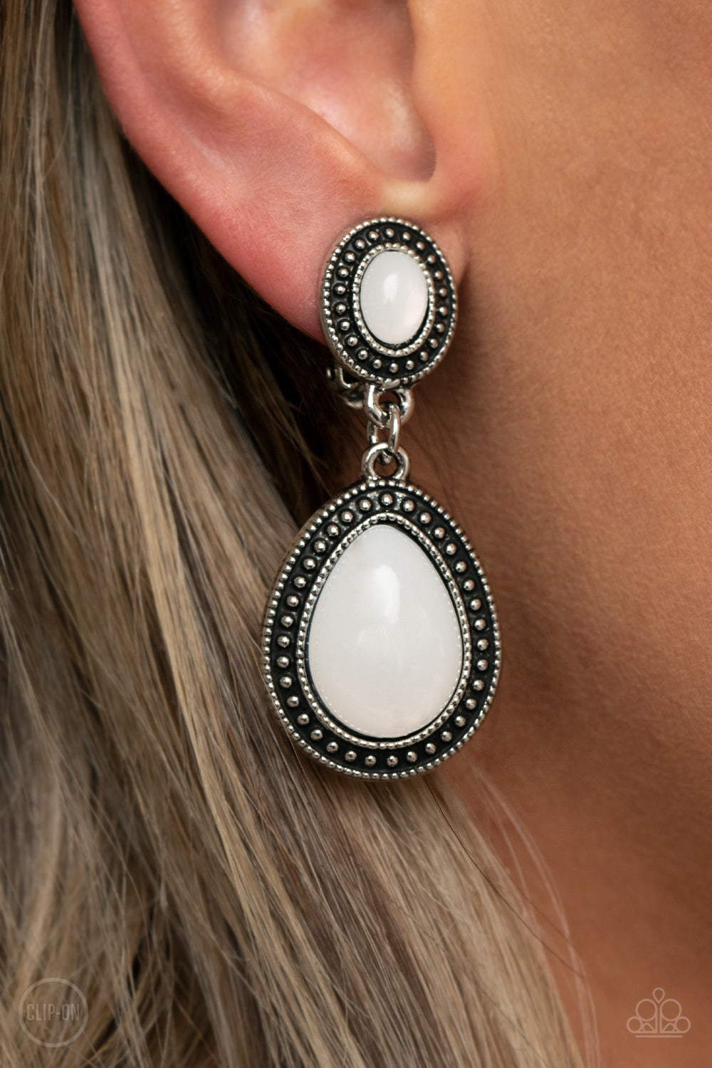 Earrings Carefree Clairvoyance - White J2