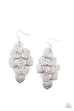 Load image into Gallery viewer, Earrings Shimmery Soulmates - Silver E472