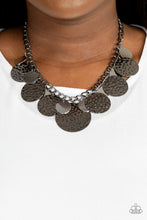 Load image into Gallery viewer, Necklaces Industrial Grade Glamour - Black N2023