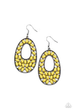 Load image into Gallery viewer, Earrings Beaded Shores - Yellow E005